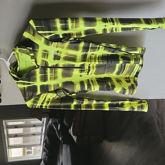 3 nike pullovers - Picture 5 of 6